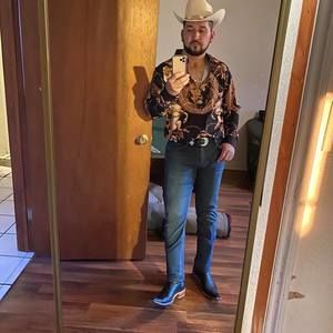 Meet your Posher, Jorgeluis